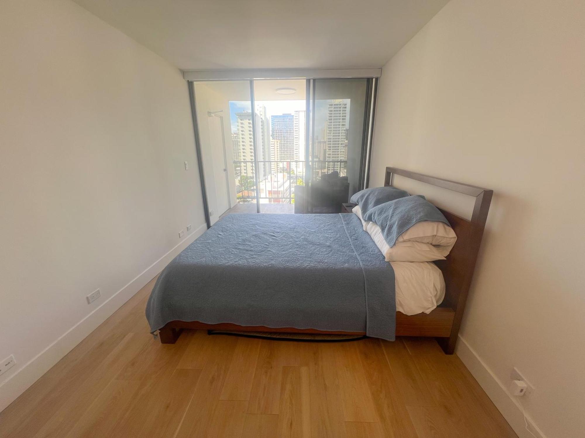 Waikiki Getaway Penthouse Apartment